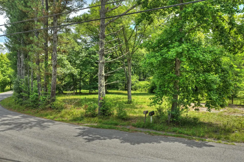 526 Airport Road Copperhill, TN 37317