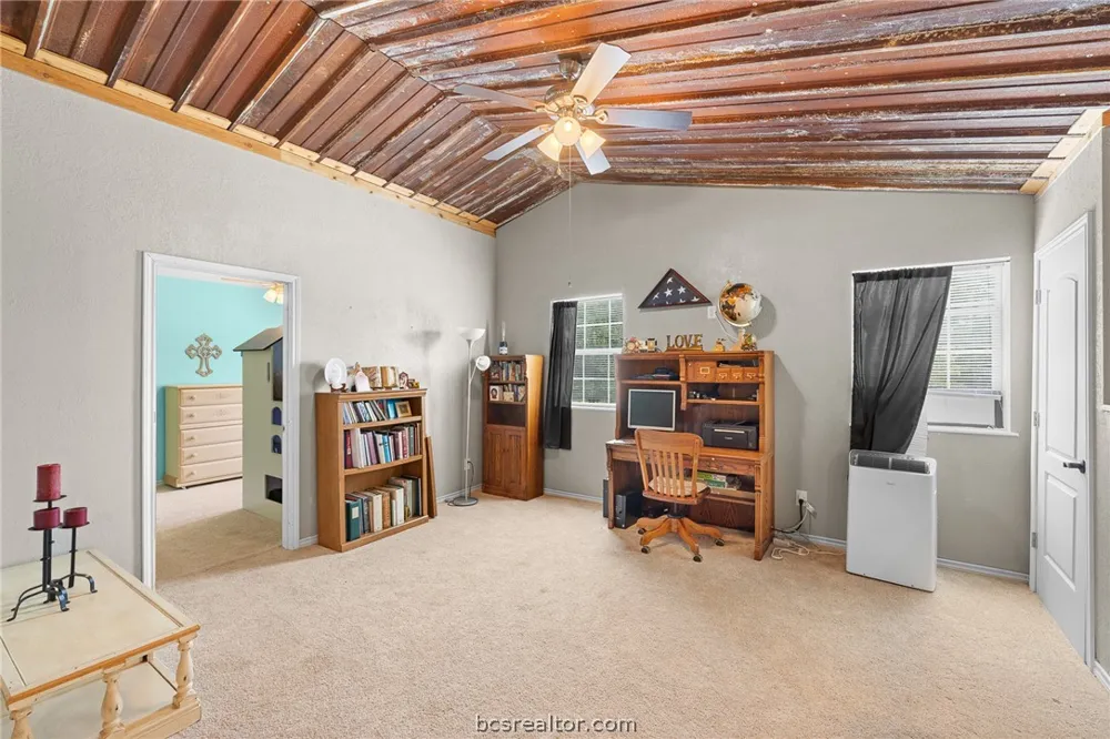 4942 Old Wagon Lane Richards, TX 77873