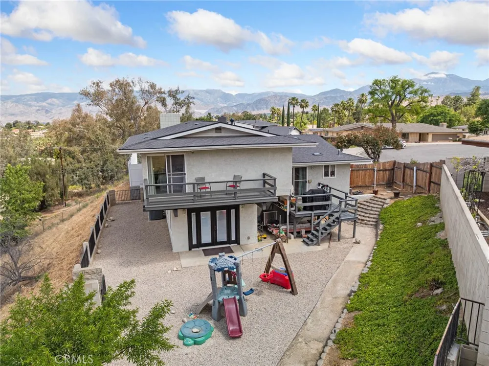1510 Pamela Redlands, CA 92373