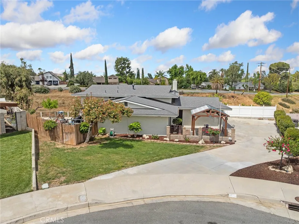 1510 Pamela Redlands, CA 92373