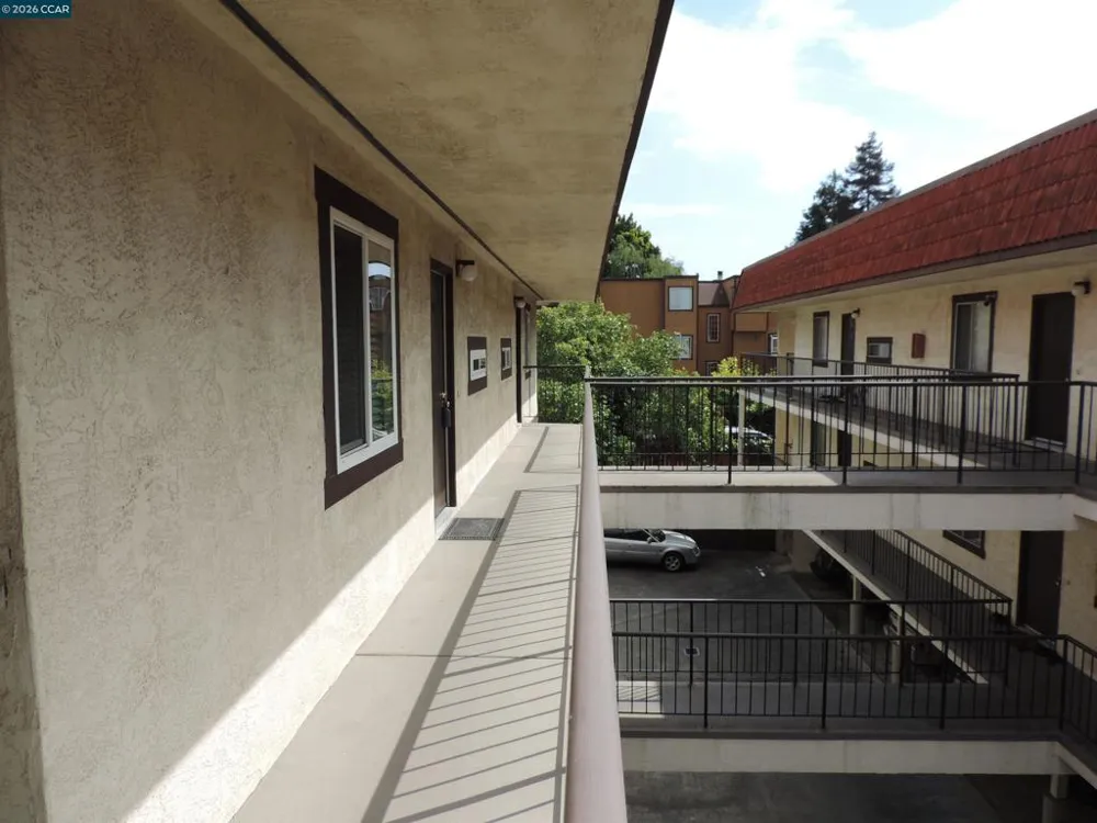 1725 Liberty ## 10 El Cerrito, CA 94530