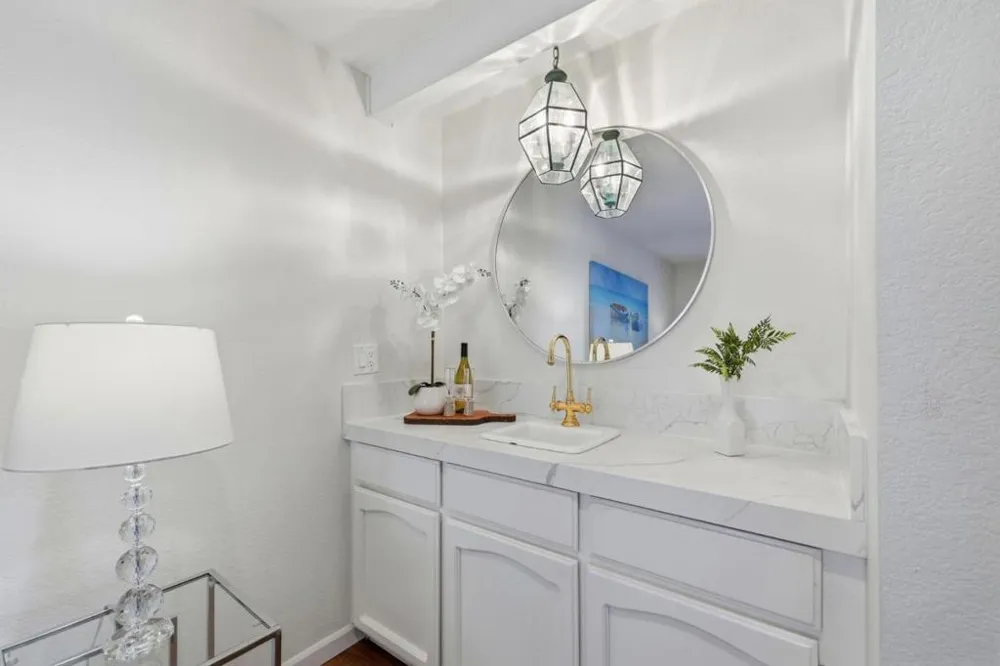 20740 Celeste Circle Cupertino, CA 95014
