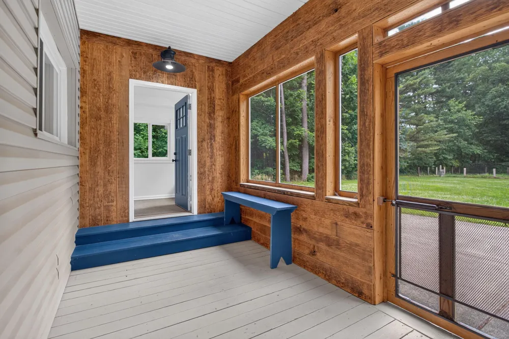 8727 Lansing Avenue Rives Junction, MI 49277