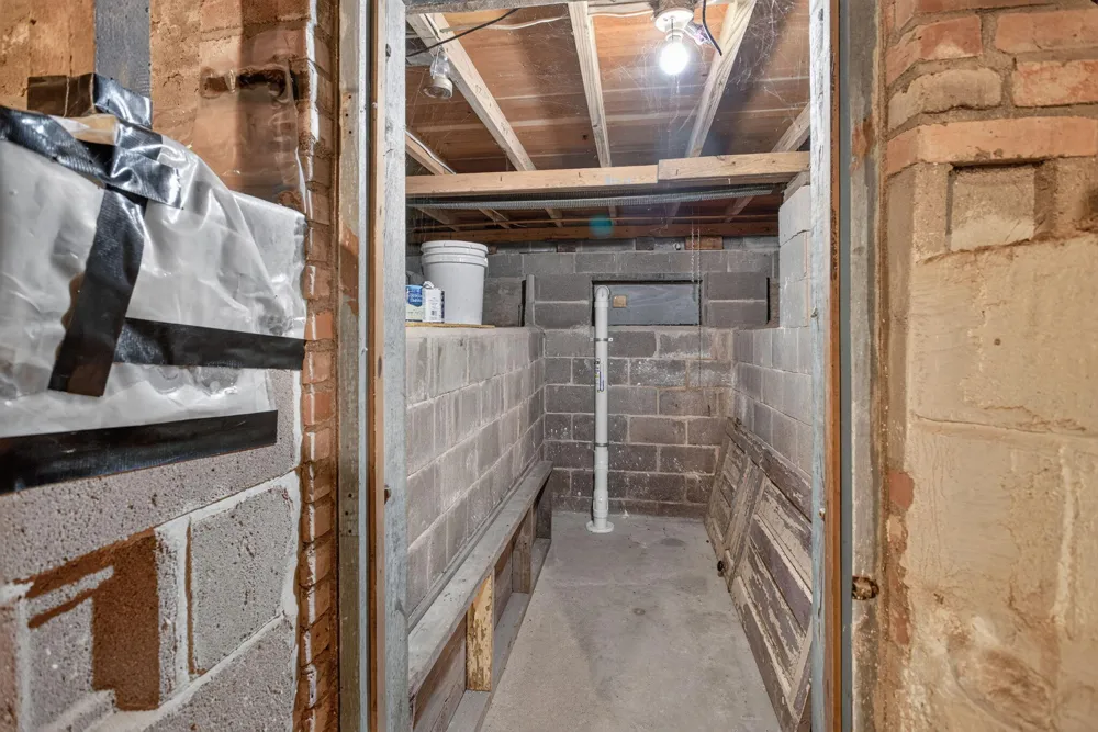 8727 Lansing Avenue Rives Junction, MI 49277