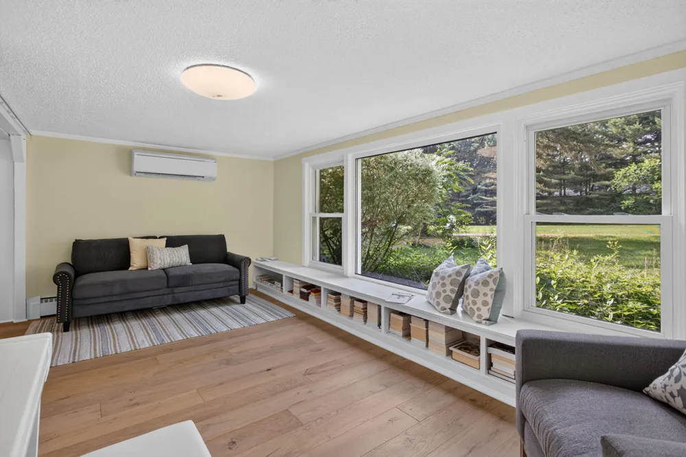 8727 Lansing Avenue Rives Junction, MI 49277