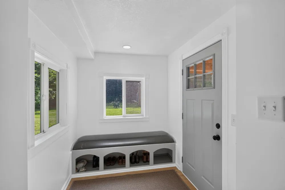 8727 Lansing Avenue Rives Junction, MI 49277