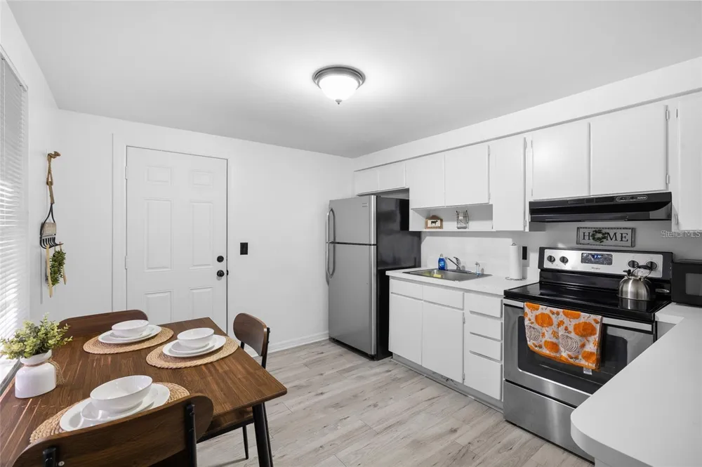 1220 E 142ND AVENUE #A Tampa, FL 33613