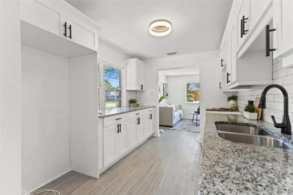 6714 S FAUL STREET Tampa, FL 33616