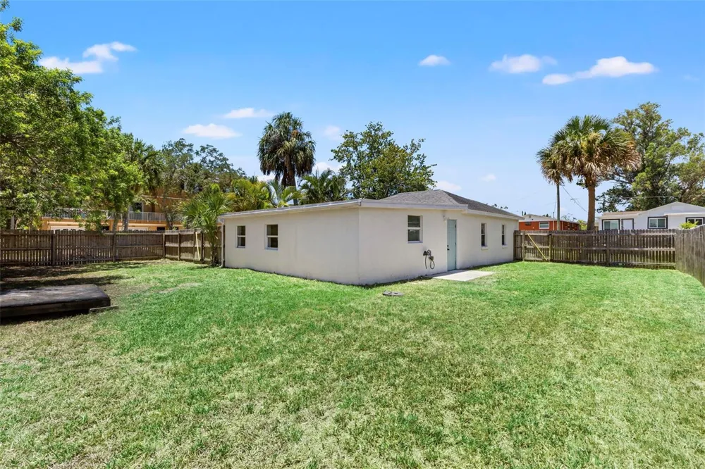 6714 S FAUL STREET Tampa, FL 33616