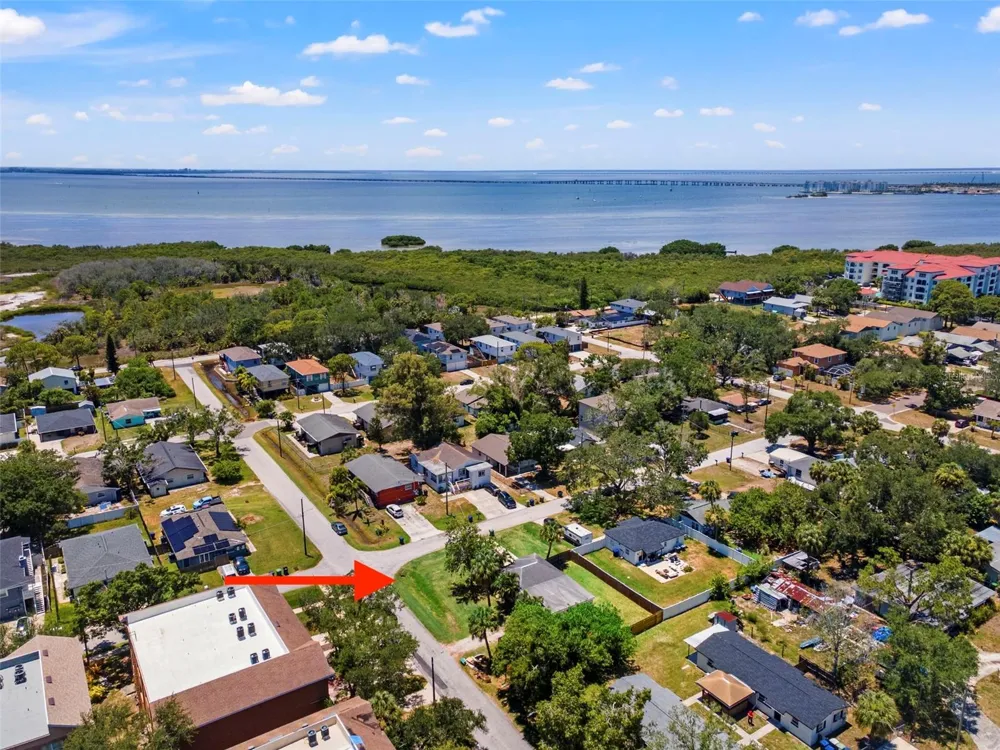 6714 S FAUL STREET Tampa, FL 33616