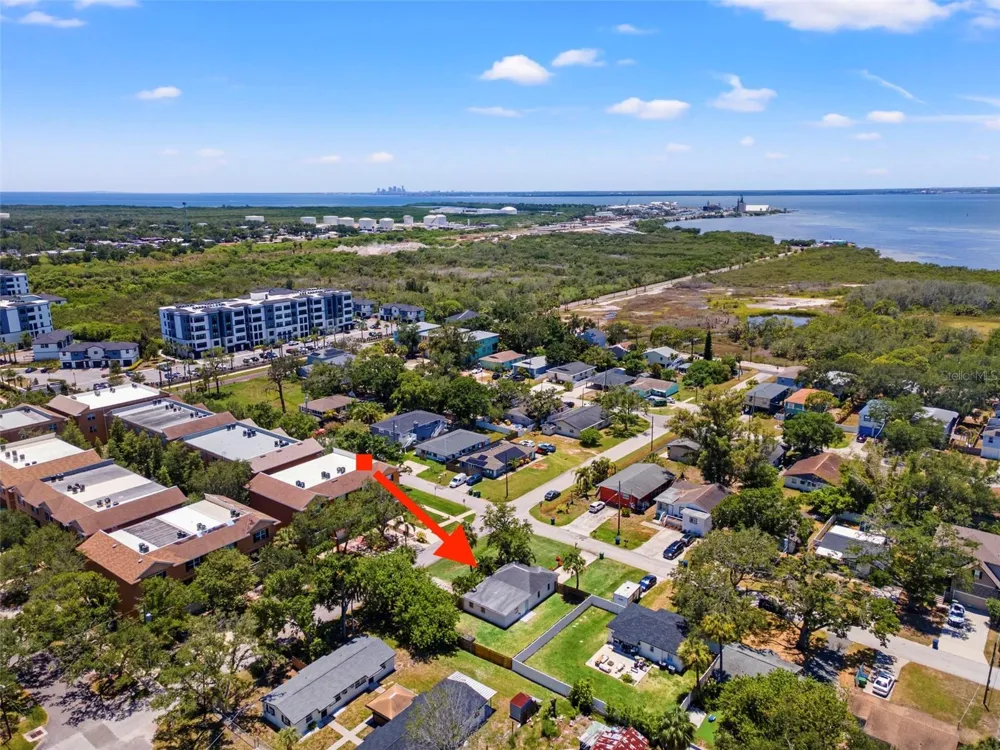 6714 S FAUL STREET Tampa, FL 33616