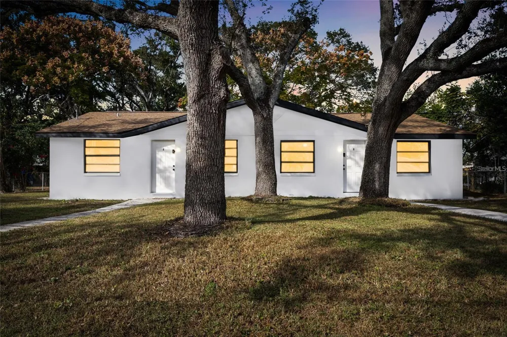 1220 E 142ND AVENUE #B Tampa, FL 33613