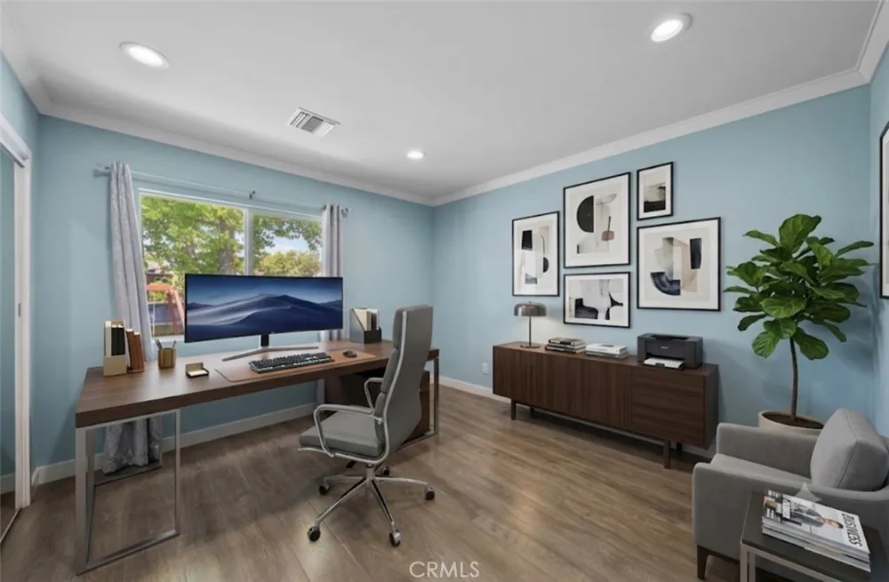 7720 Ensign Avenue Sun Valley, CA 91352