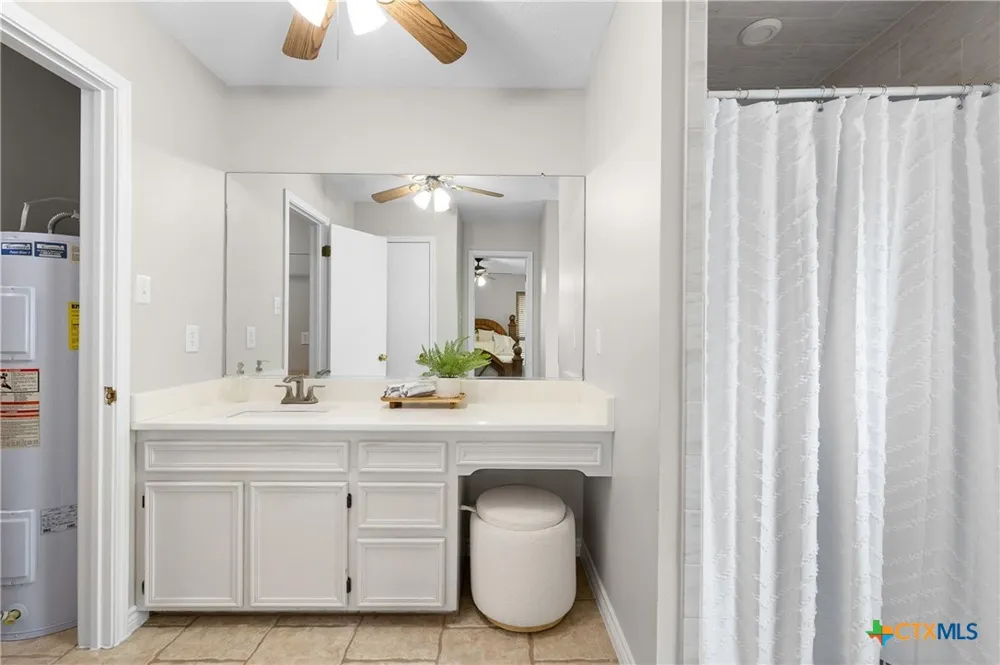 1016 County Road 306 Rockdale, TX 76567