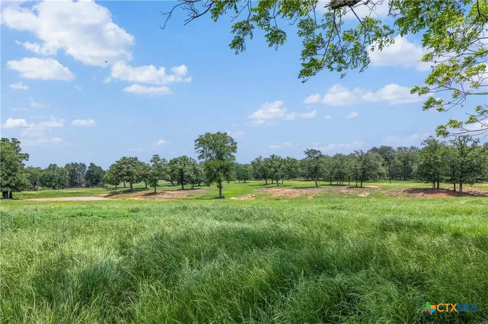 1016 County Road 306 Rockdale, TX 76567