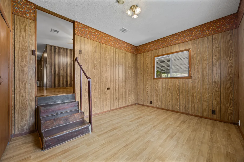 914 Plum Street Lockhart, TX 78644