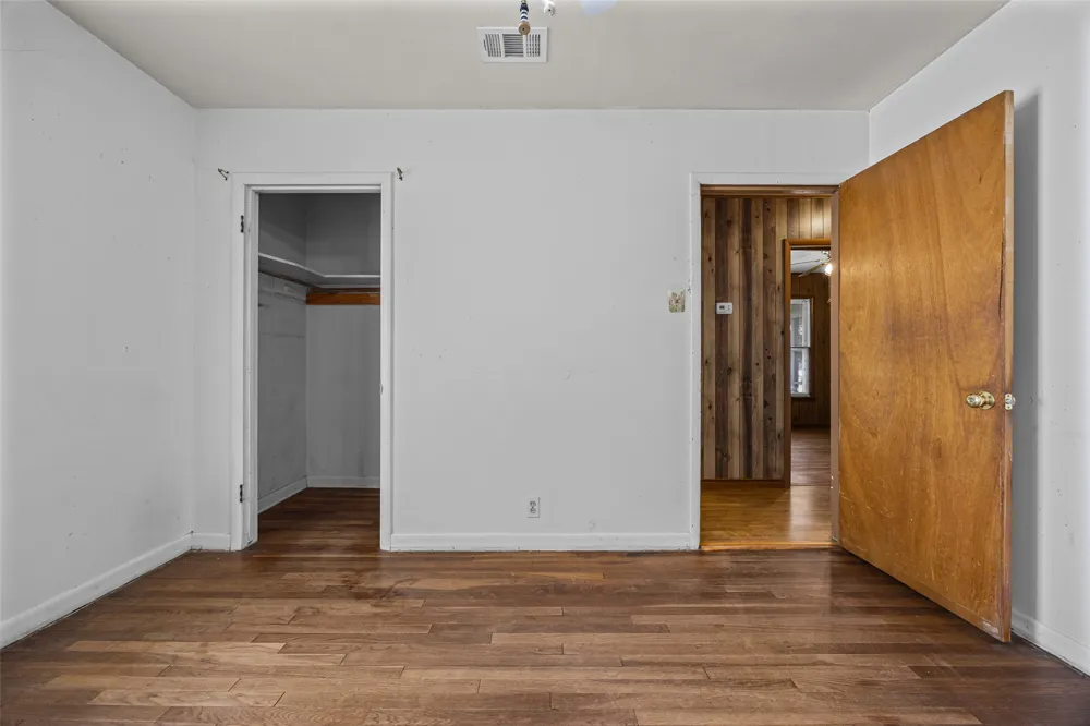 914 Plum Street Lockhart, TX 78644