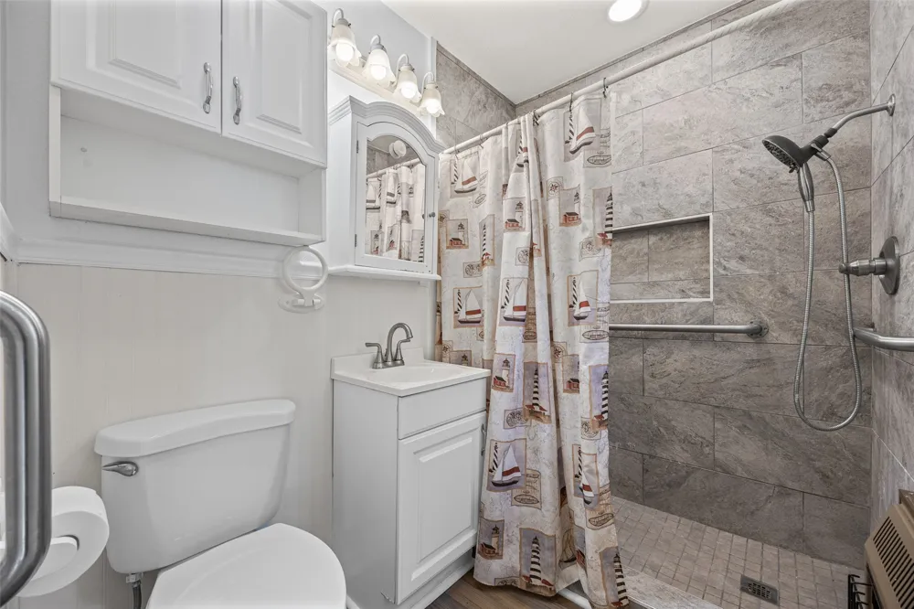 914 Plum Street Lockhart, TX 78644
