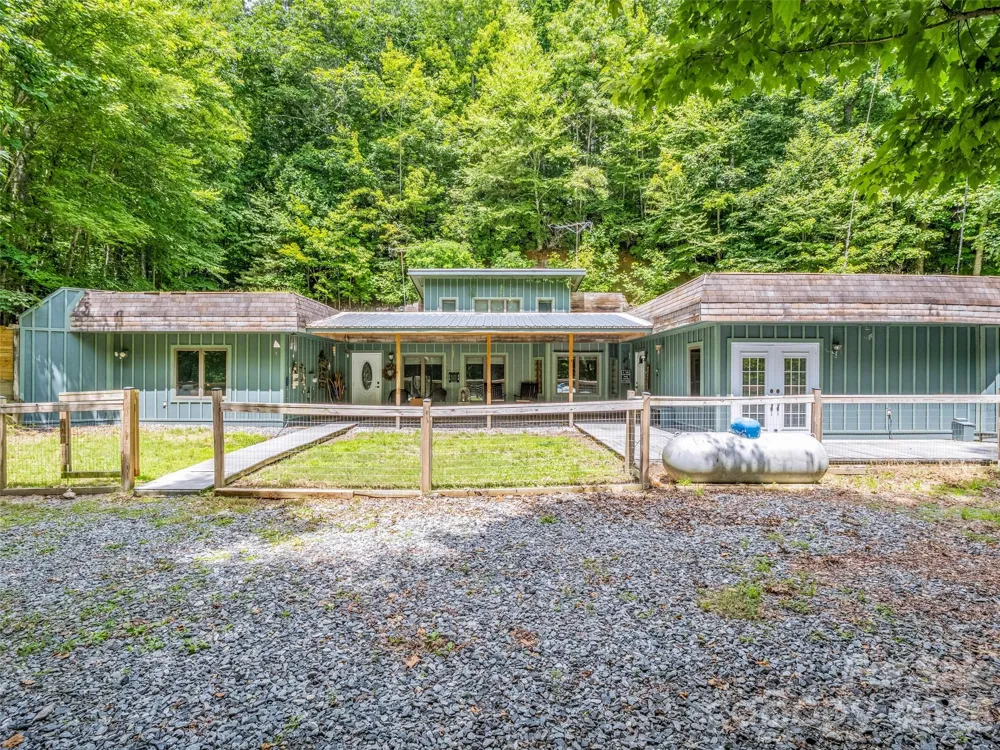 707 Cascade Trail Pisgah Forest, NC 28768