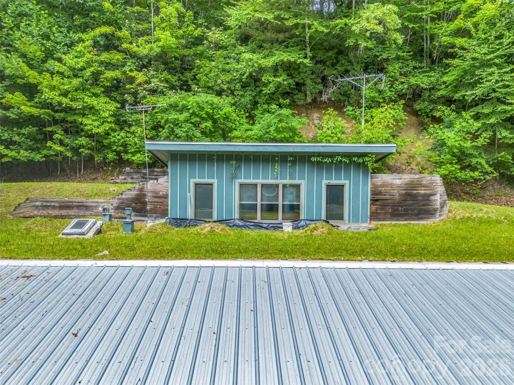 707 Cascade Trail Pisgah Forest, NC 28768