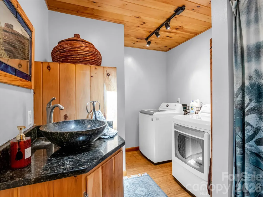 707 Cascade Trail Pisgah Forest, NC 28768