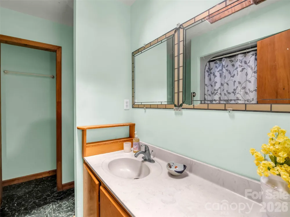 707 Cascade Trail Pisgah Forest, NC 28768