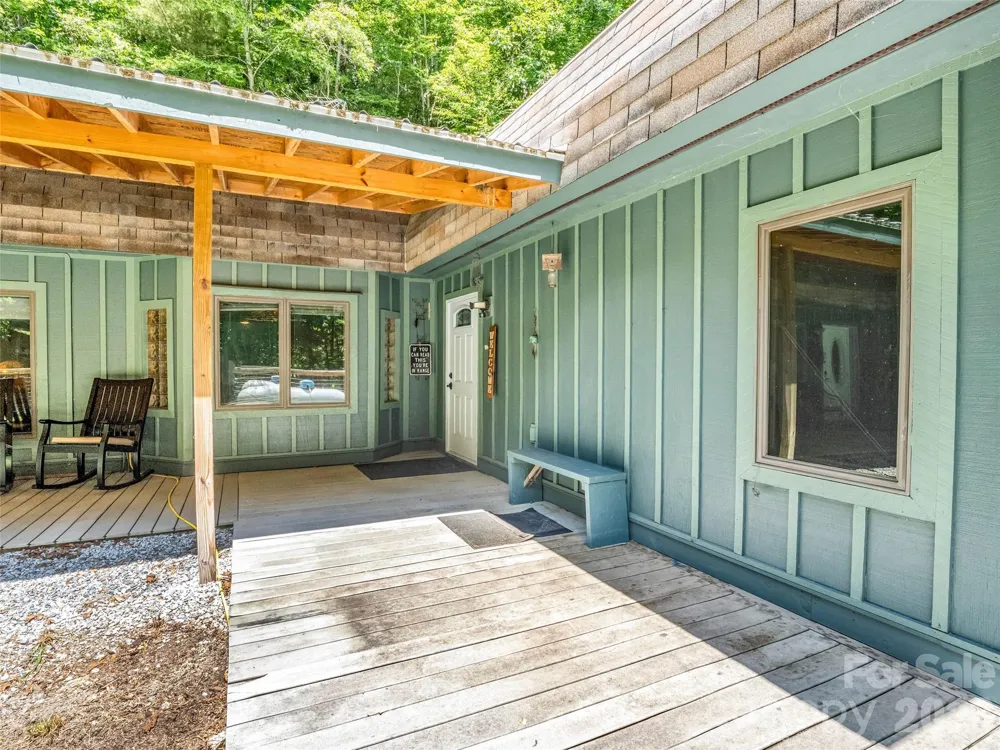 707 Cascade Trail Pisgah Forest, NC 28768