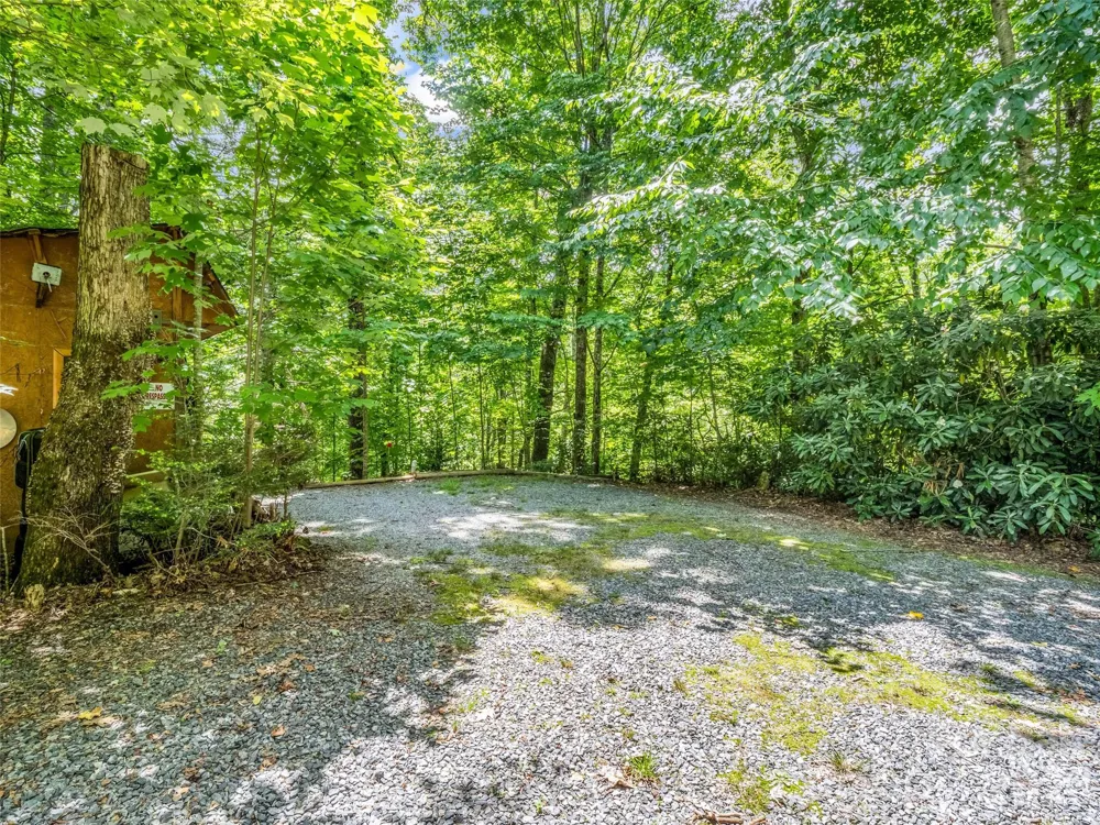 707 Cascade Trail Pisgah Forest, NC 28768
