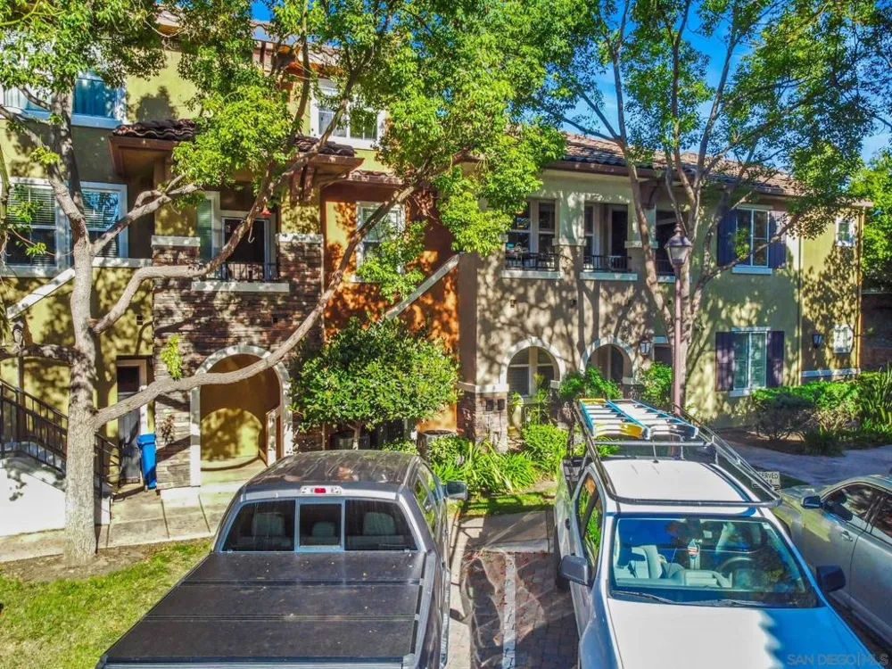 14 via montisi Santee, CA 92071