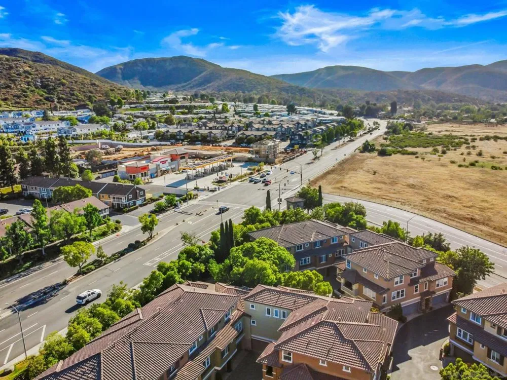 14 via montisi Santee, CA 92071