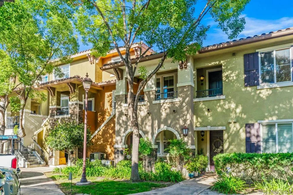 14 via montisi Santee, CA 92071