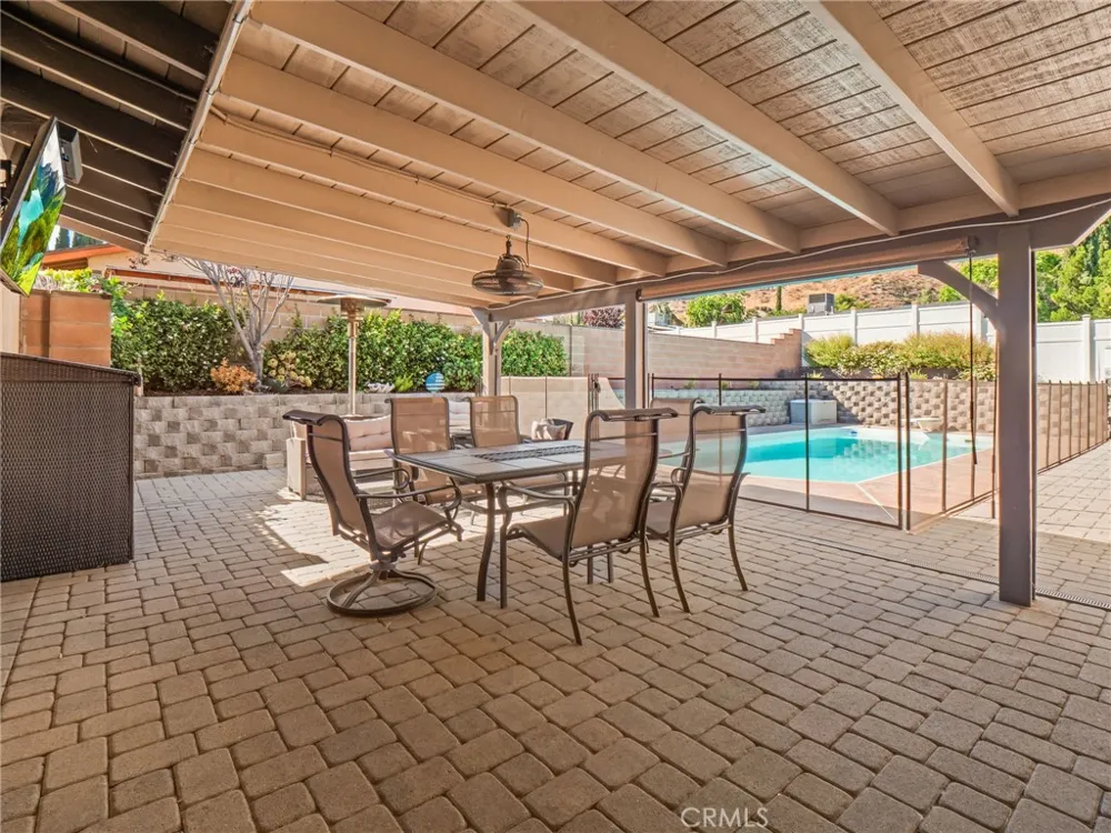 14921 Daffodil Avenue Canyon Country, CA 91387