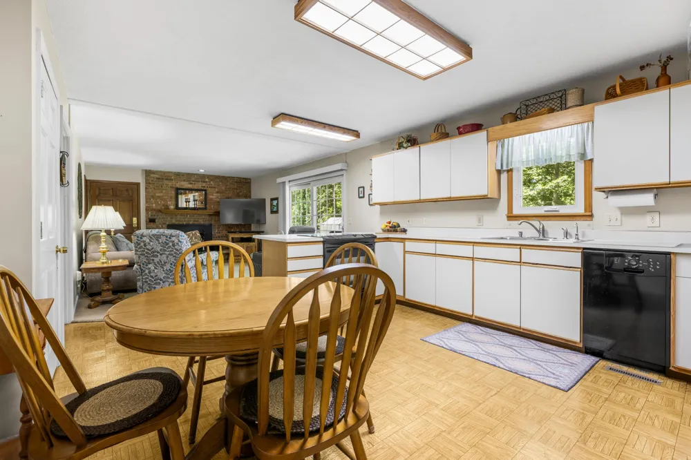 408 S Moorland Drive Battle Creek, MI 49015