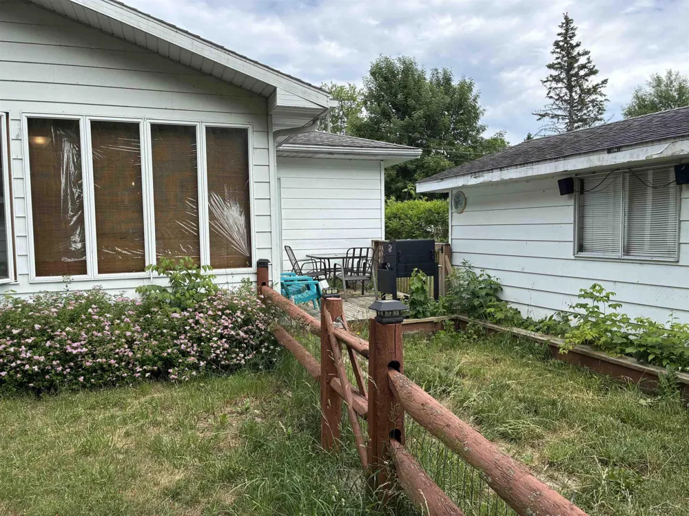 435 Main Street Au Gres City, MI 48703