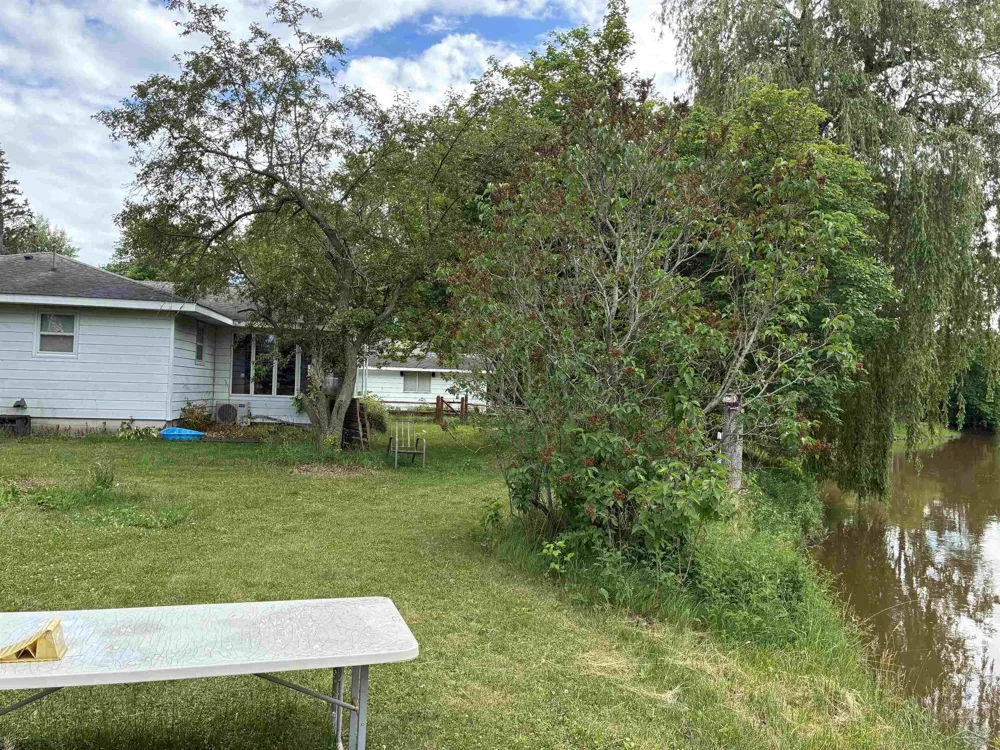 435 Main Street Au Gres City, MI 48703