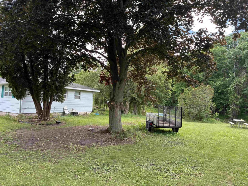 435 Main Street Au Gres City, MI 48703