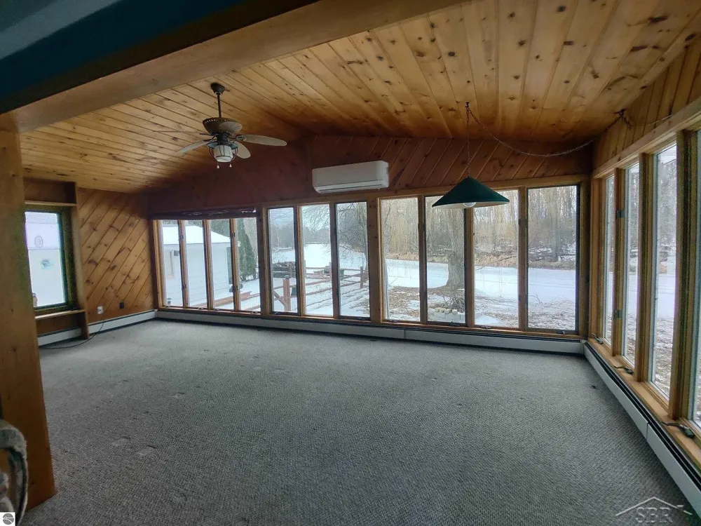 435 Main Street Au Gres City, MI 48703