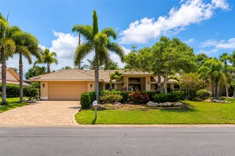1495 LANDVIEW LANE