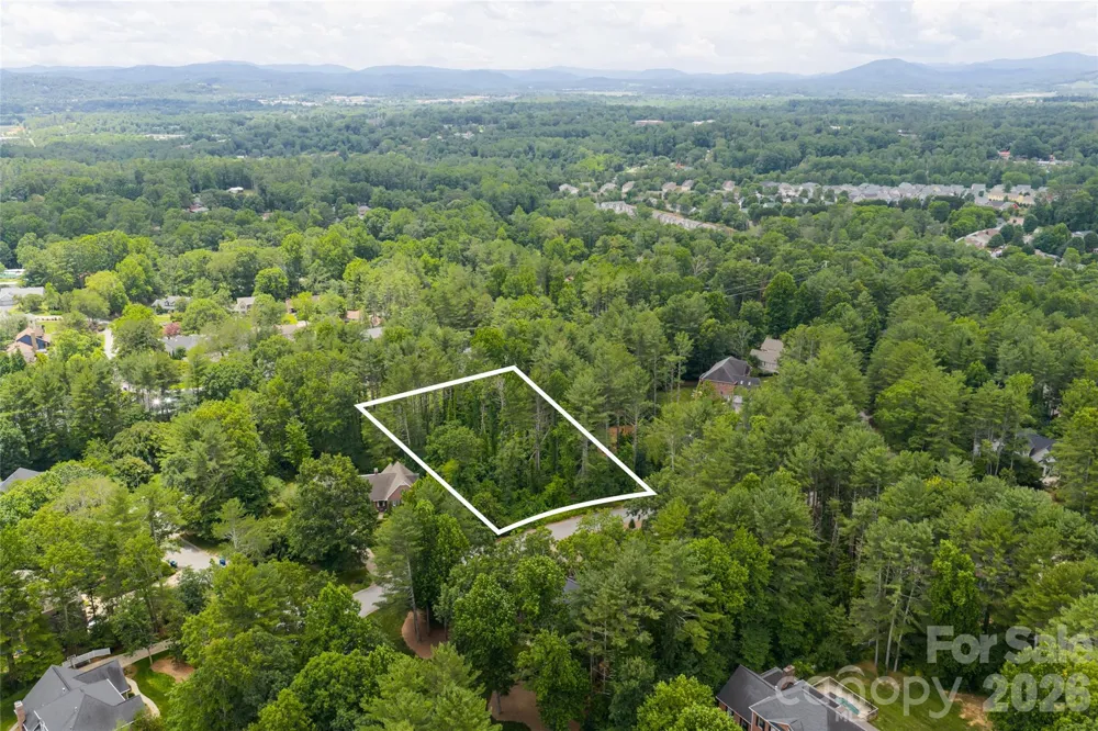 4 Dunnwoody Drive Arden, NC 28704