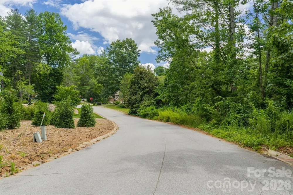 4 Dunnwoody Drive Arden, NC 28704