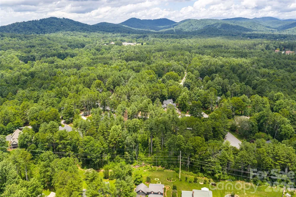 4 Dunnwoody Drive Arden, NC 28704