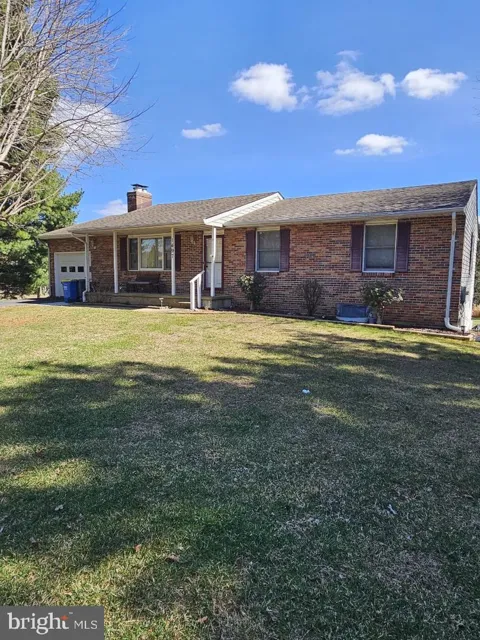 1497 ALGONQUIN COURT