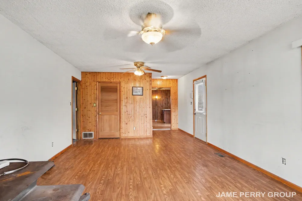 3357 Flint Drive Evergreen Township, MI 48884