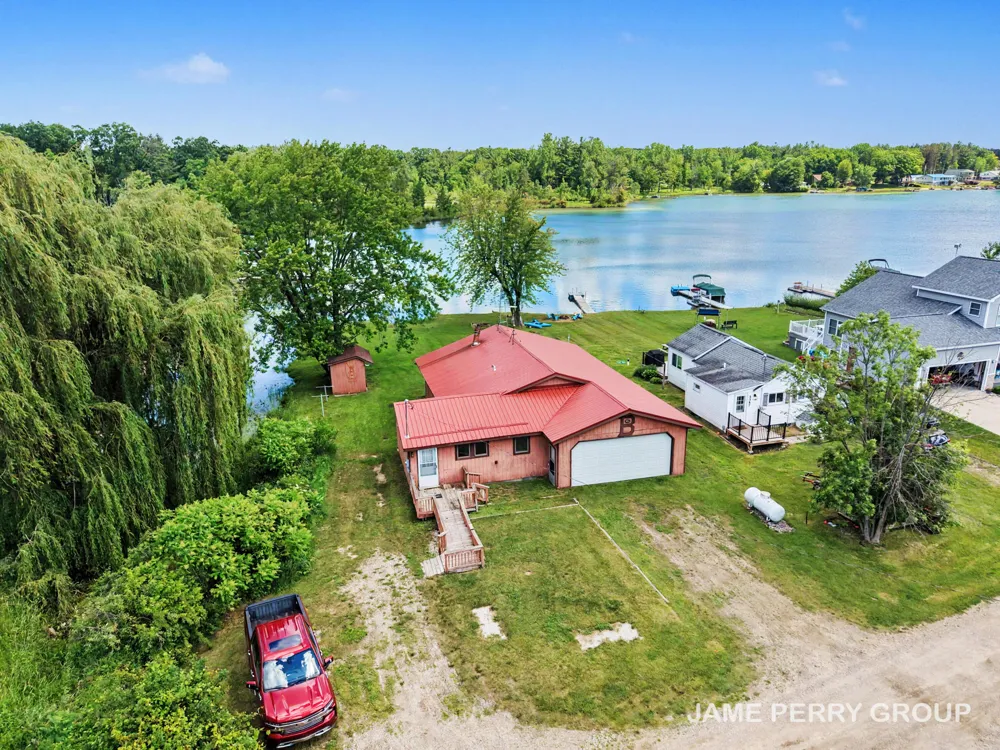 3357 Flint Drive Evergreen Township, MI 48884