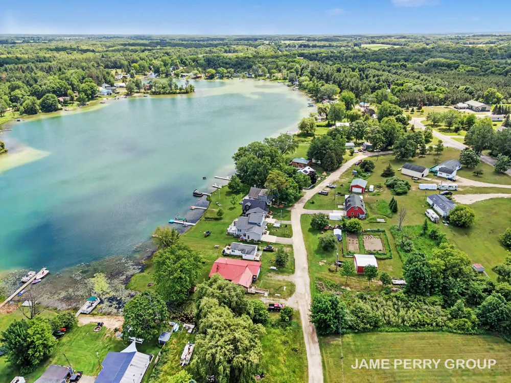3357 Flint Drive Evergreen Township, MI 48884