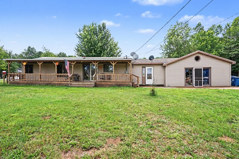 6846 104th Avenue Casco Township, MI 49090