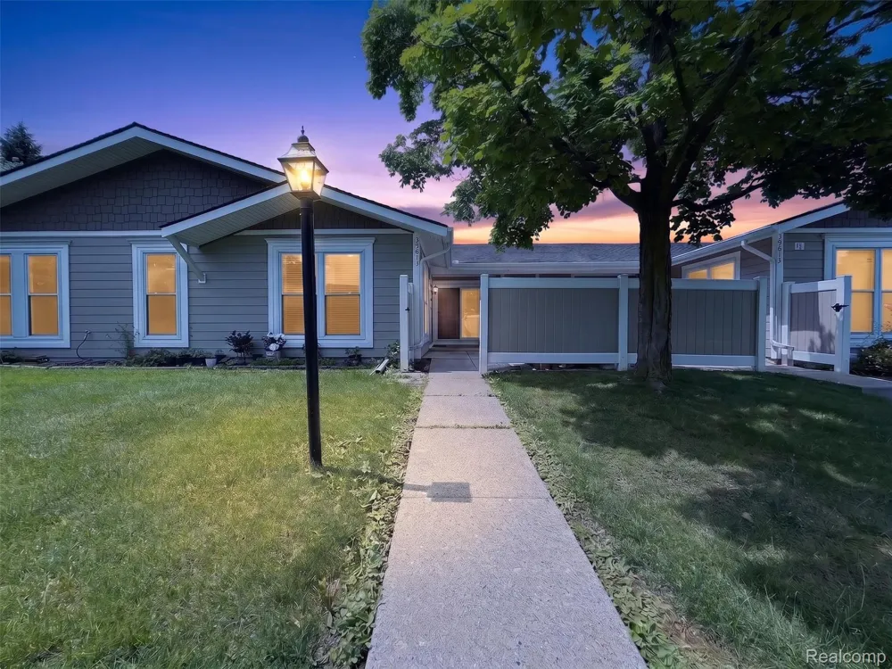 39613 Village Wood Lane Novi City, MI 48375