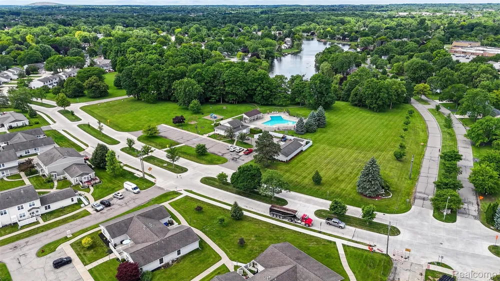 39613 Village Wood Lane Novi City, MI 48375
