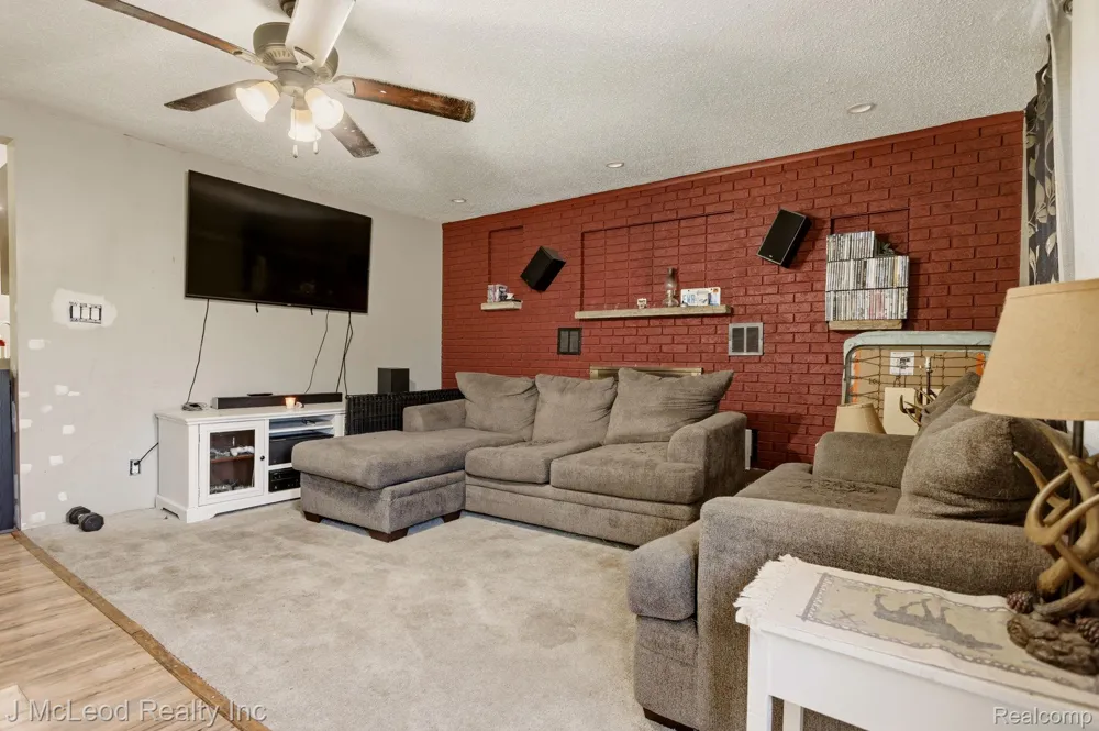 315 Butler Street Vassar City, MI 48768