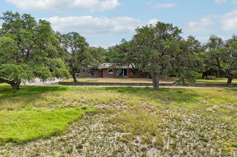 1876 Rocky Road Blanco, TX 78606